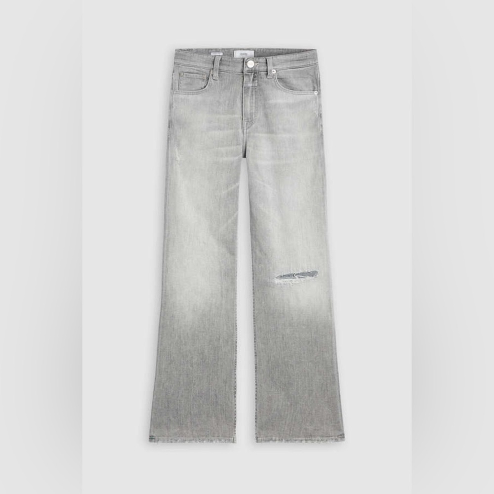 Closed (made in Italy) Baylin Flare Jeans, Mid Grey, size 27